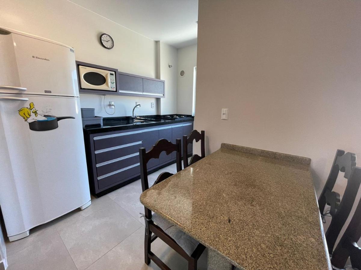 Residencial Pica Pau 301 Apartment Бомбиняс Екстериор снимка