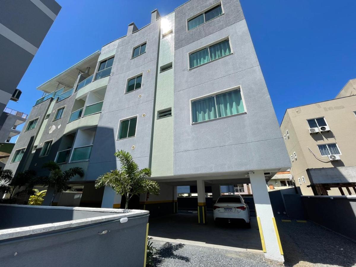 Residencial Pica Pau 301 Apartment Бомбиняс Екстериор снимка